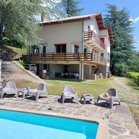 14 Pers Avec Vue Panoramique Et Piscine Chauffee